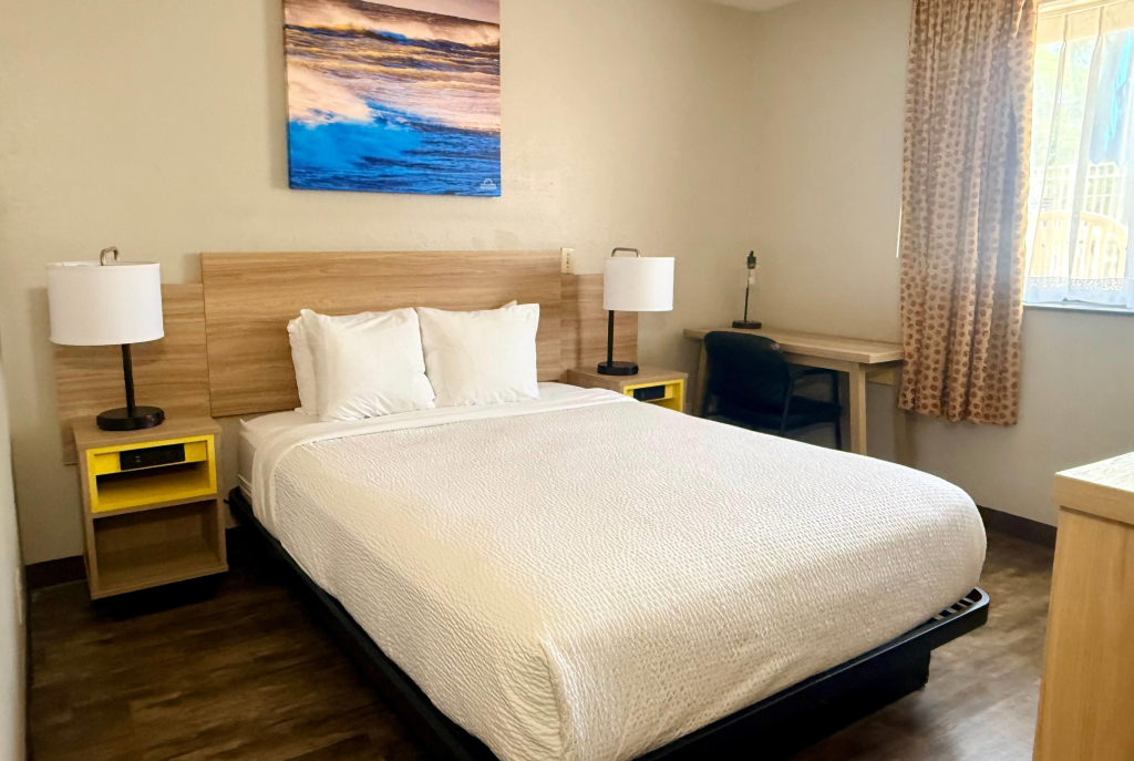 Days Inn by Wyndham Orange Park/Jacksonville