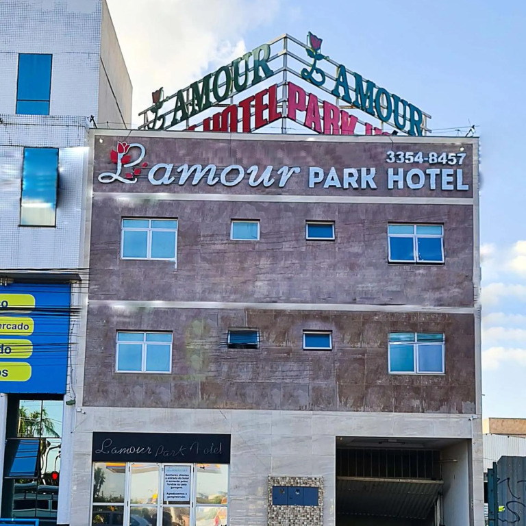 Lamour Hotel