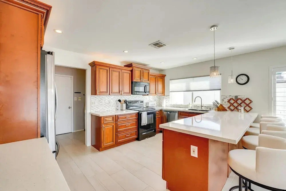 Pool + Putting Green: Quiet Scottsdale Oasis