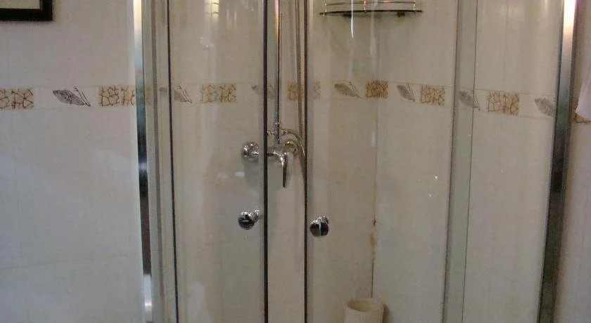 Dehong Hotel