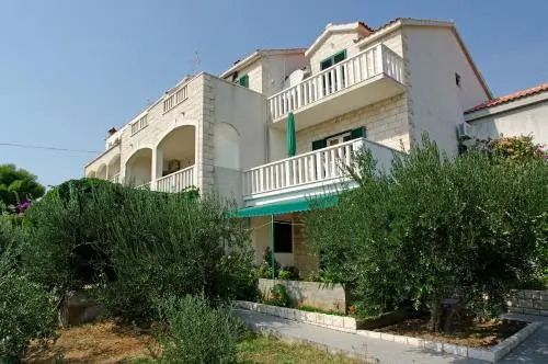 AdriaBol Apartments Katica