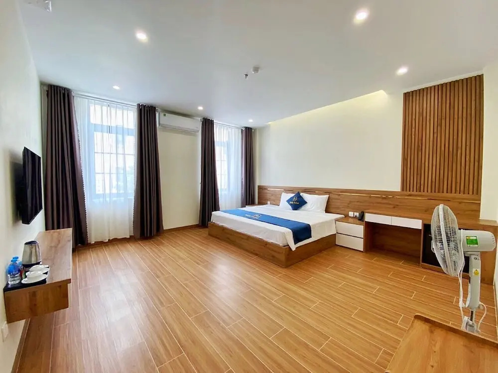 Daily Hotel Halong