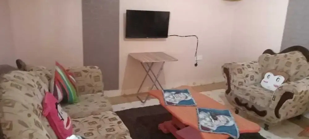 Lux Suites Hotfoot Homestays  Isiolo