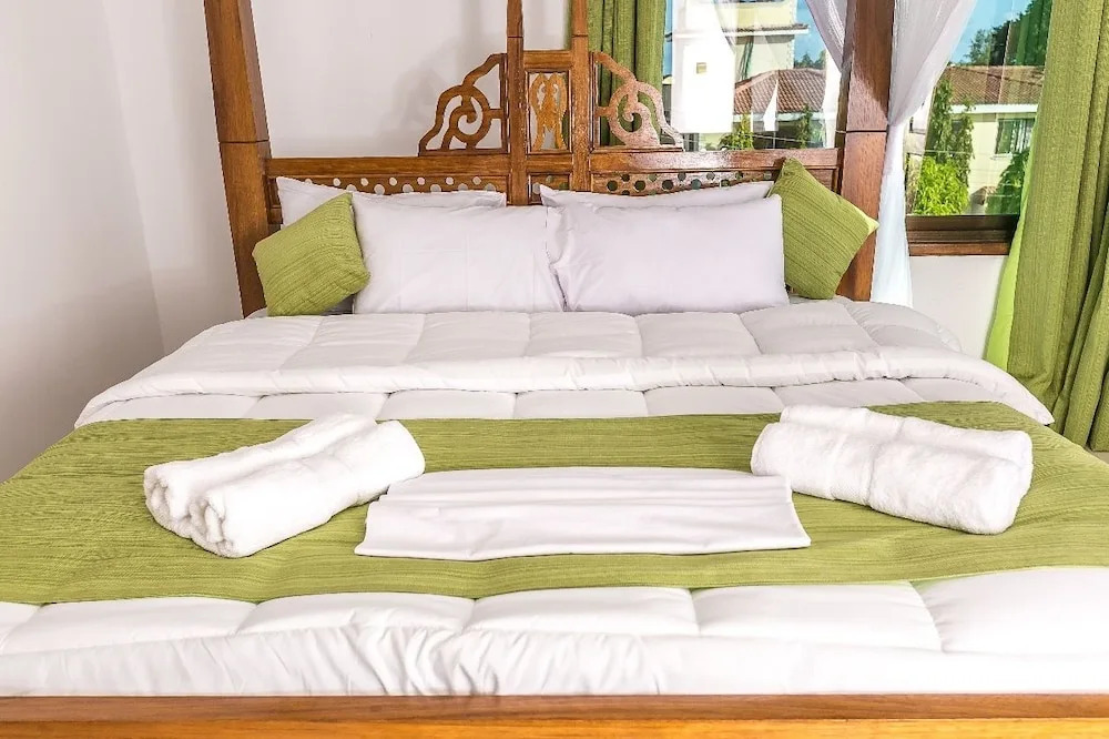 Woolsack Suites