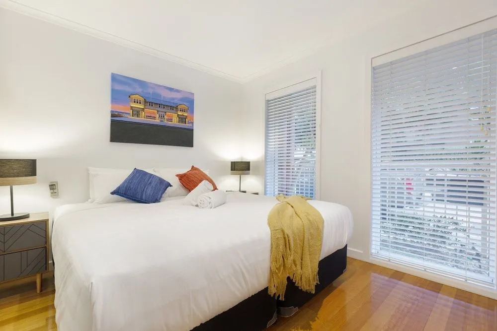 Tranquil Townhouse in Port Melbourne