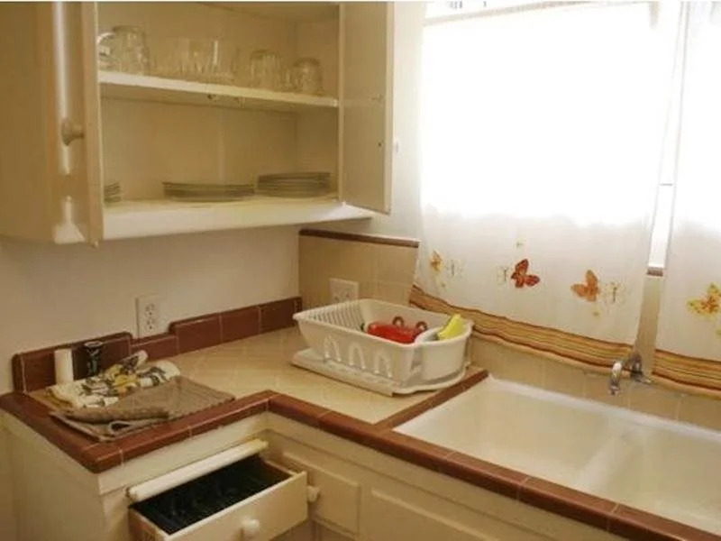 Cal Mar Hotel Suites