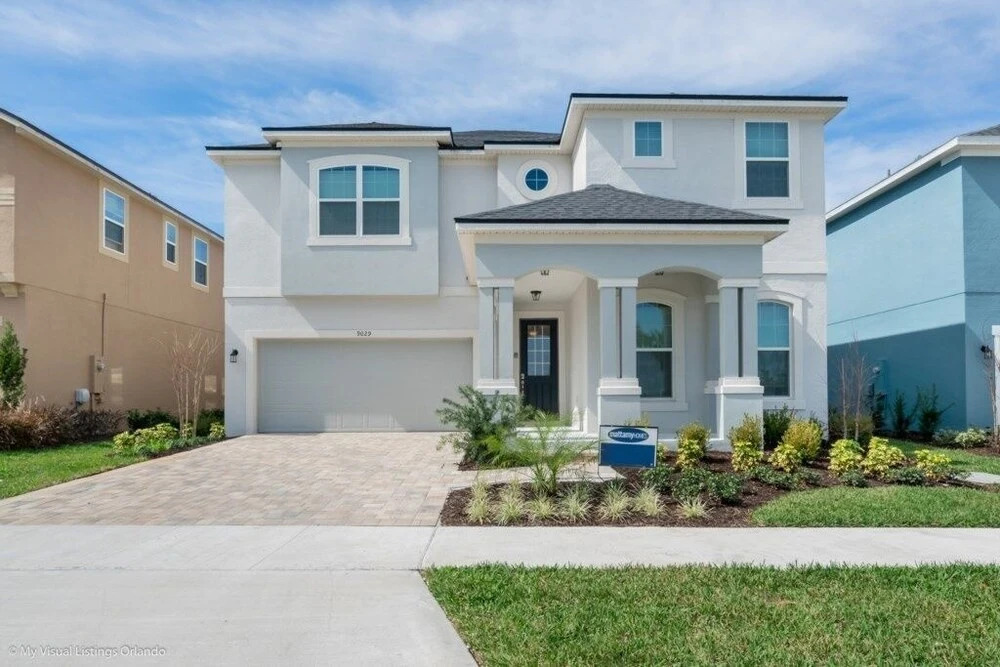 Beautiful Spacious 6 Bed Pool, Spa, Game Room 6 Bedroom Villa by RedAwning