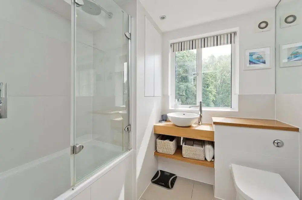 3 Bedroom Apartment, Earls Court