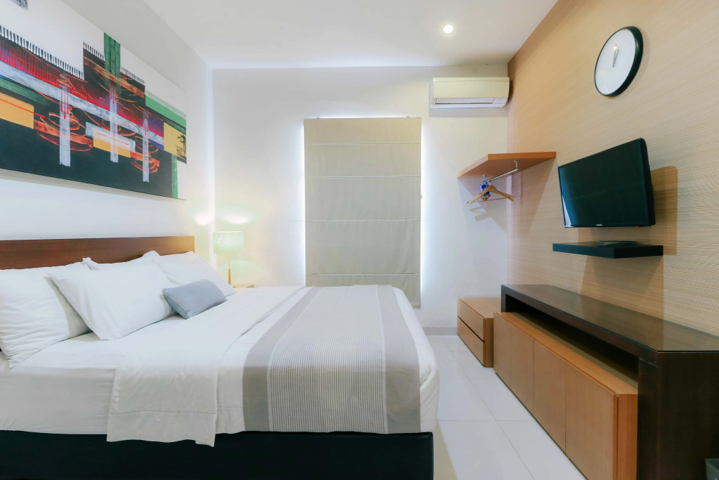 HOME Guesthouse by ZUZU