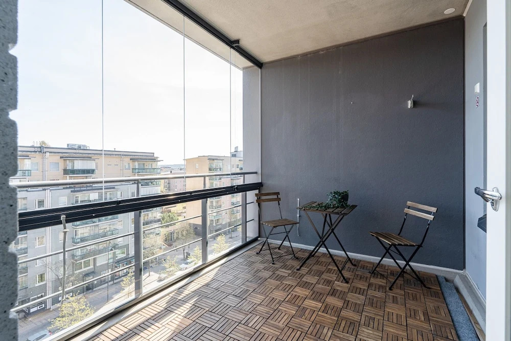 Top Floor 1BR Home with Parking, Sauna and Balcony