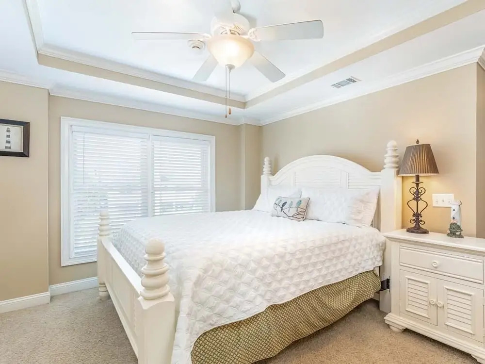 Silver Seas 301 by Tybee Vacation Rentals