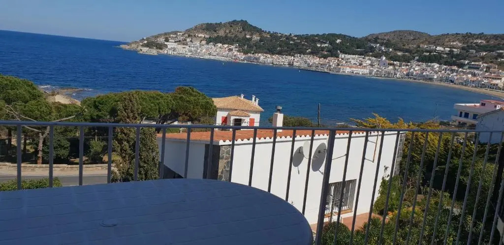 La Ribera, Apartament amb vistes al mar R2