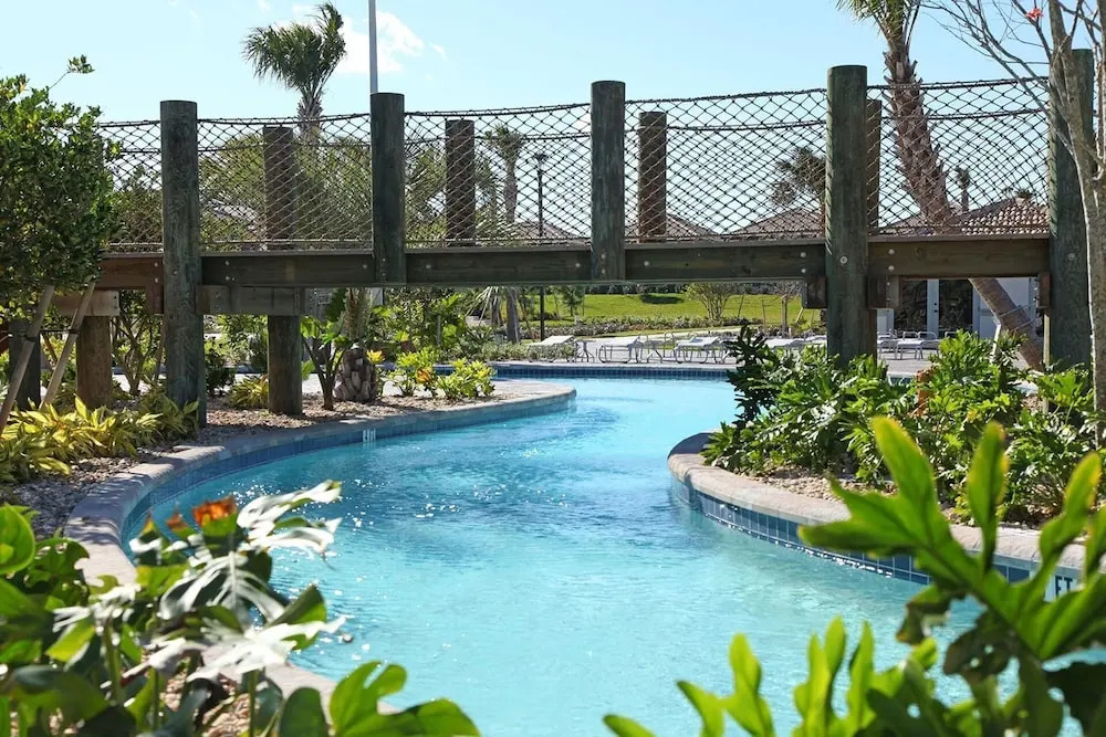 1561 PD - 4BR Poolside Paradise: Epic Getaway