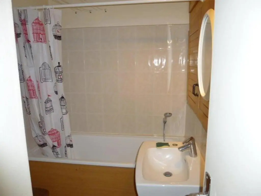 Appartement Arette, 2 pièces, 6 personnes - FR-1-602-28