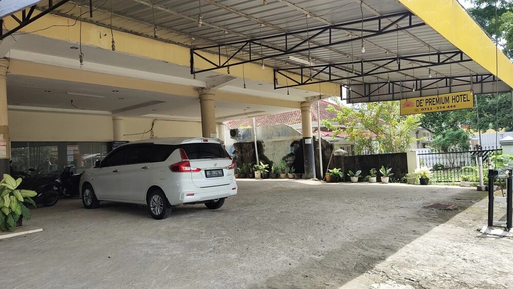 De' Premium Hotel Kartini
