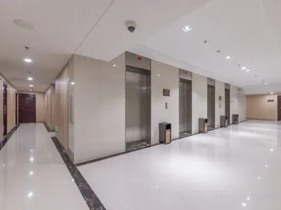 Wanxiang Yuepin Hotel (Jinan Olympic Sports Center)