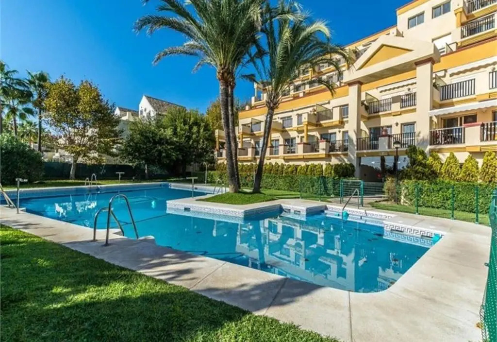 Front Line Beach Studio Apartment