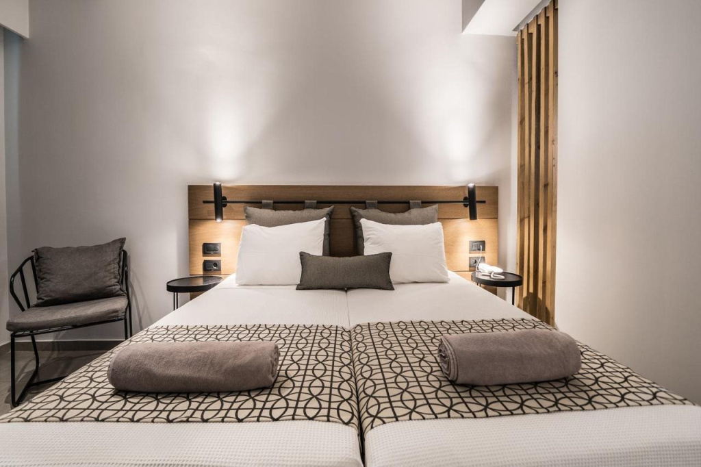 HARMONY CREST RESORT & SPA Adults Only
