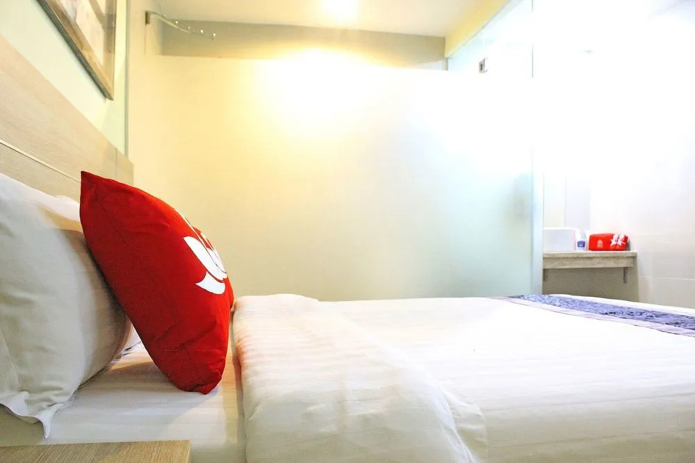 ZEN Rooms Batu Ceper Pecenongan