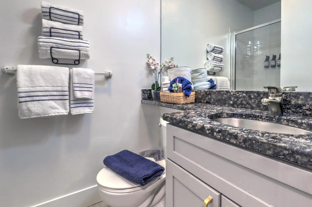 Authentic Brownstone Boston Studio!