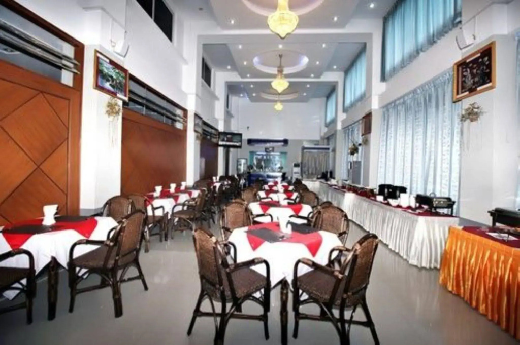 Diamond Crown Hotel