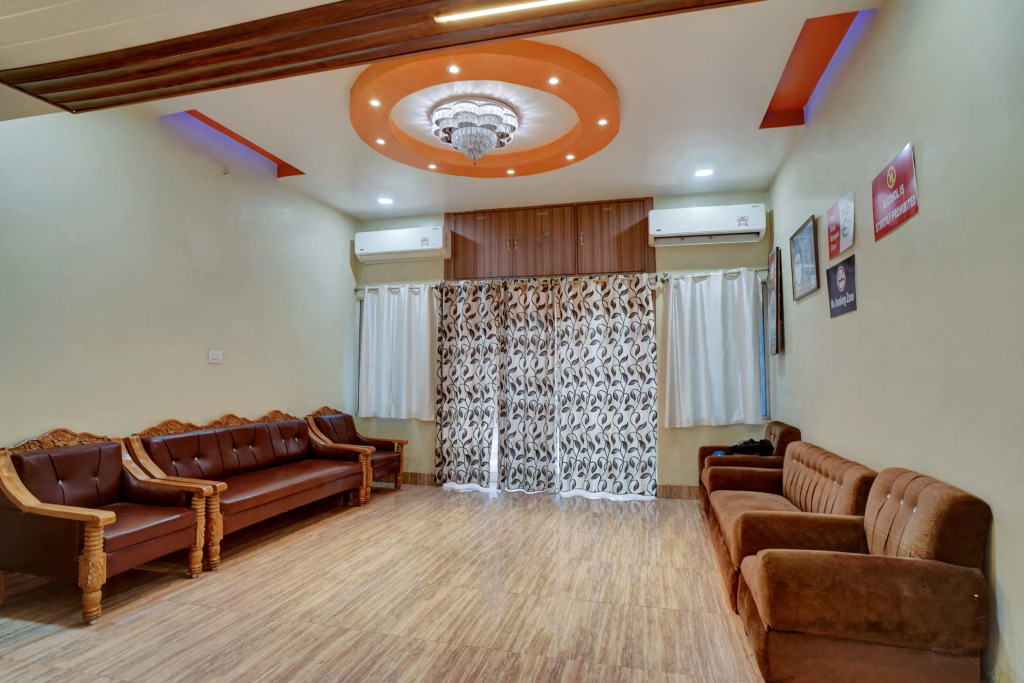 Super Hotel O Om Shriyam Banquet And Heritage