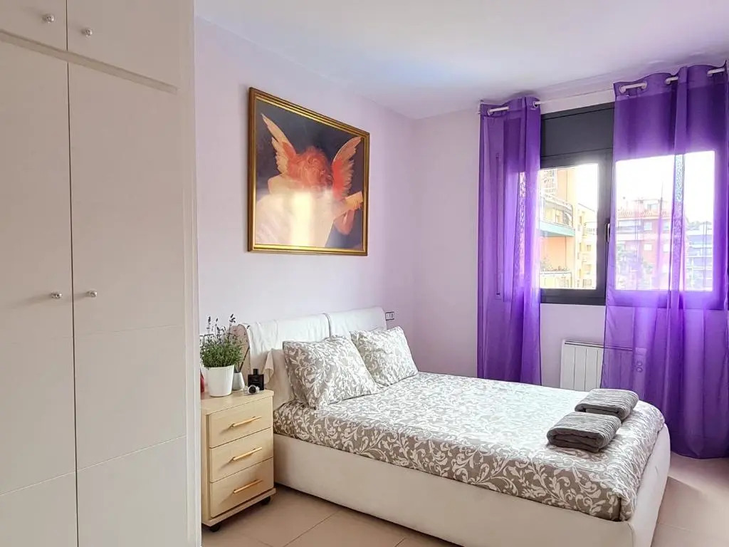 Fantastic 3 bedroom apartment, 300m to the sea
