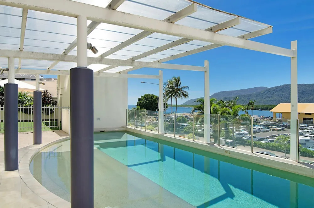 15th Floor, Cairns City Luxury