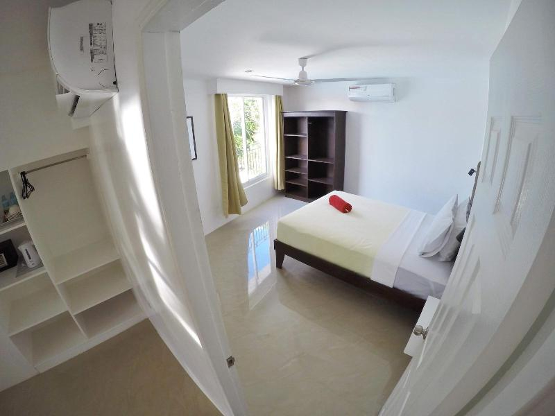 Heartland Hotel Serviced Rooms & Apartments