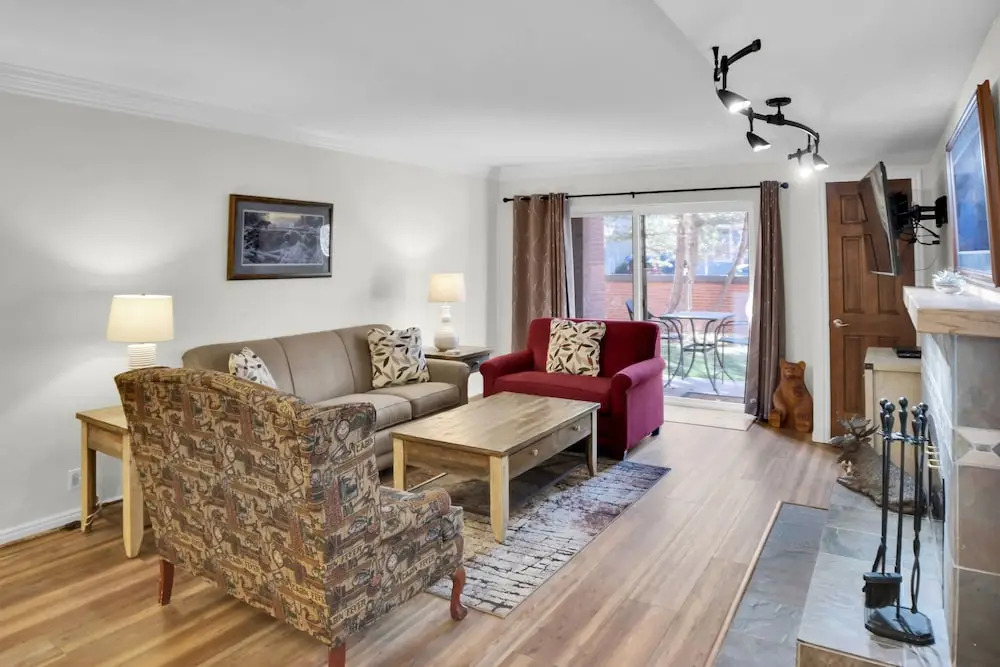 Park Station 113 2 Bedroom Condo by RedAwning