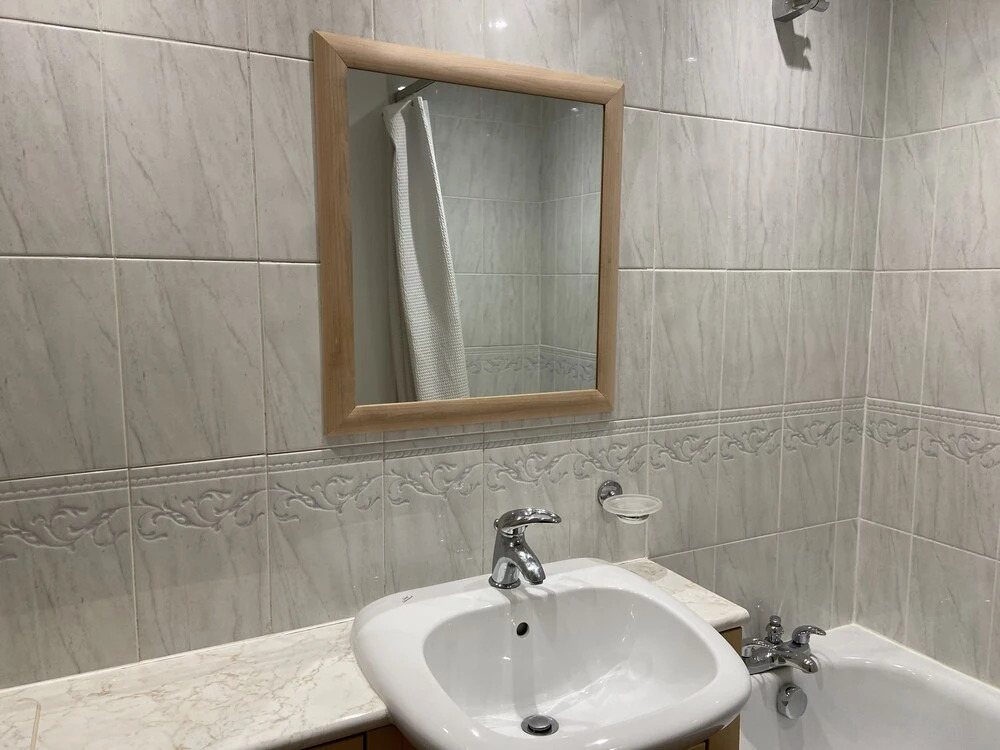 Royal Oak Apartment in Manchester Central Location
