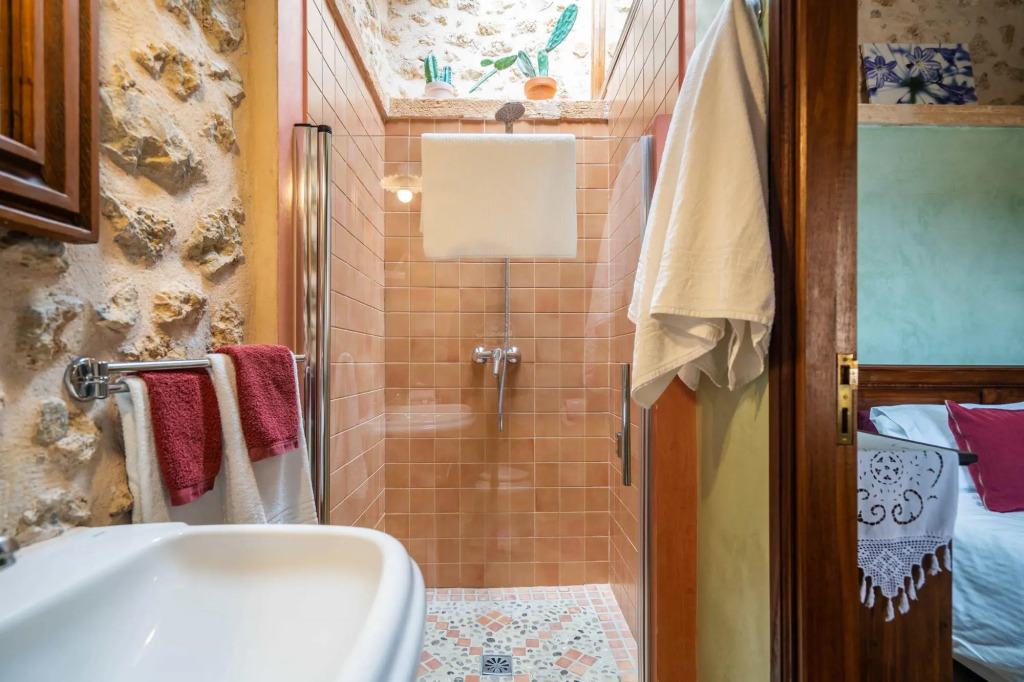 CAN PULIT finca romántica para 2 con piscina y vistas en Selva Mallorca