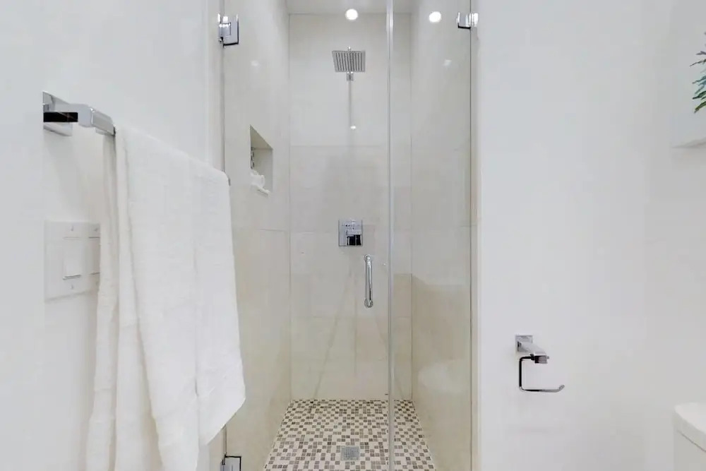 Beautiful Hollywood Beach 4 BR Home W Heated Pool