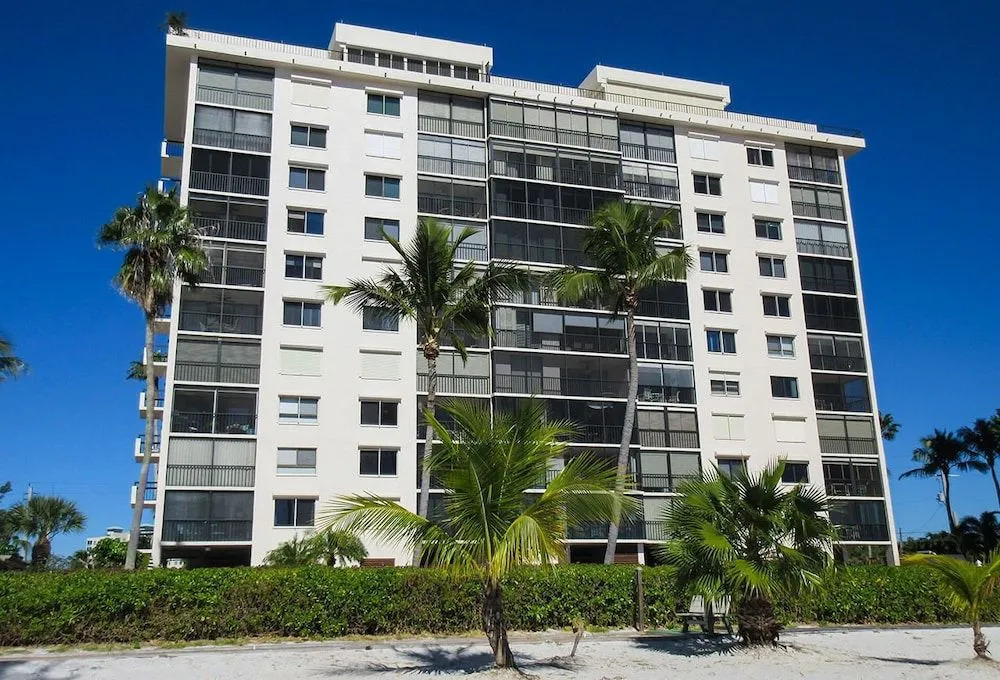 Islands End #801 2 Bedrooms 2 Bathrooms Condo