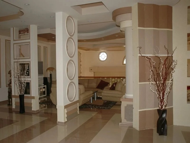 Ho Phong Hotel