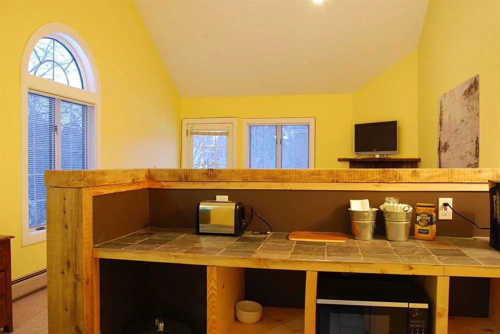 Ten Acres Lodge