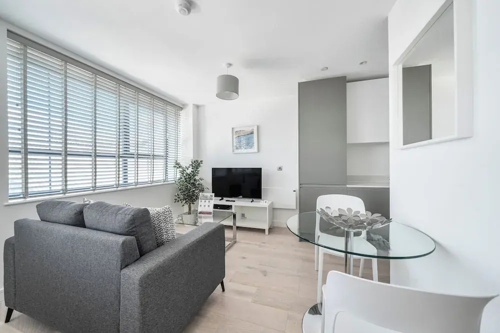Roomspace Serviced Apartments -Caroline Street