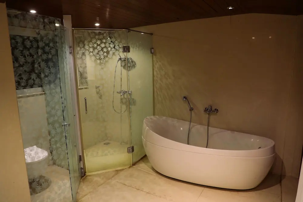 White Pearl Suites