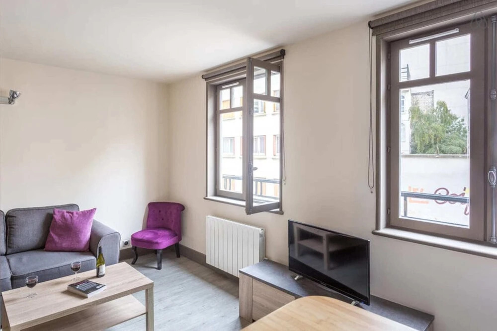 Bright Renovated Parisian Apartment