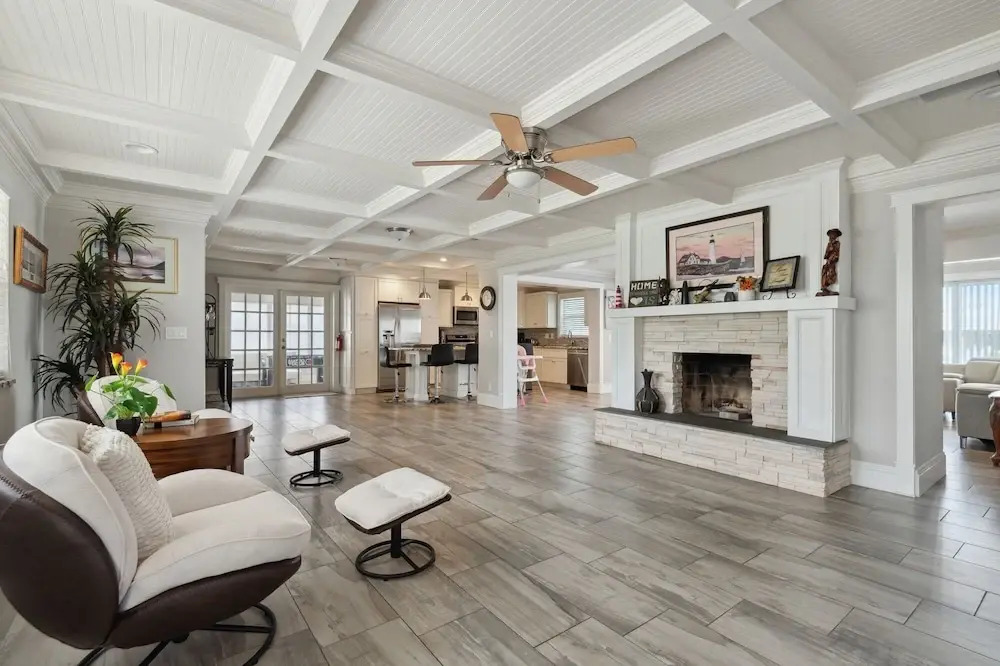 Coastal Charm: Seaside Hideaway 3 Bedroom Home by RedAwning