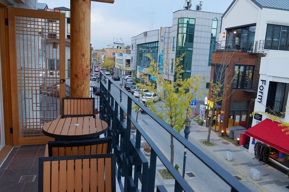 Hwangsil Tourist Hotel