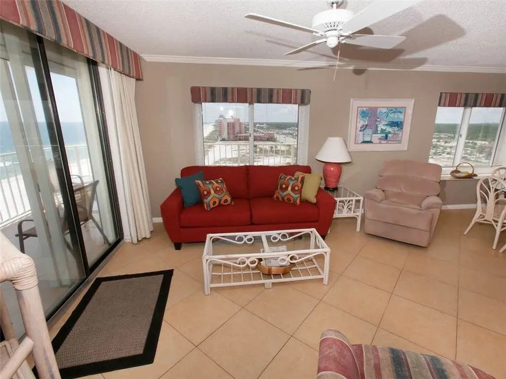 Summerchase 1008 - 3 Br condo by RedAwning