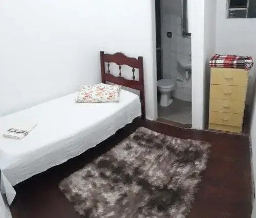 OYO Hit Hotel