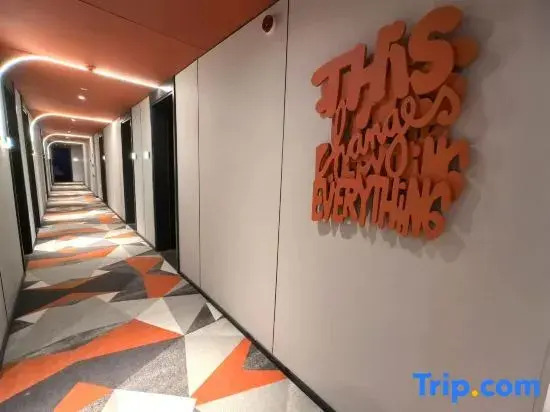 Homeinn Yunik Esports Hotel