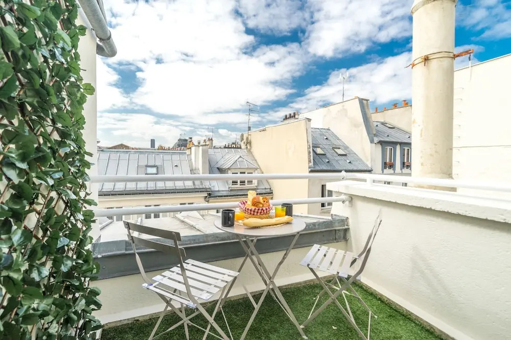 Louvre Terrasse