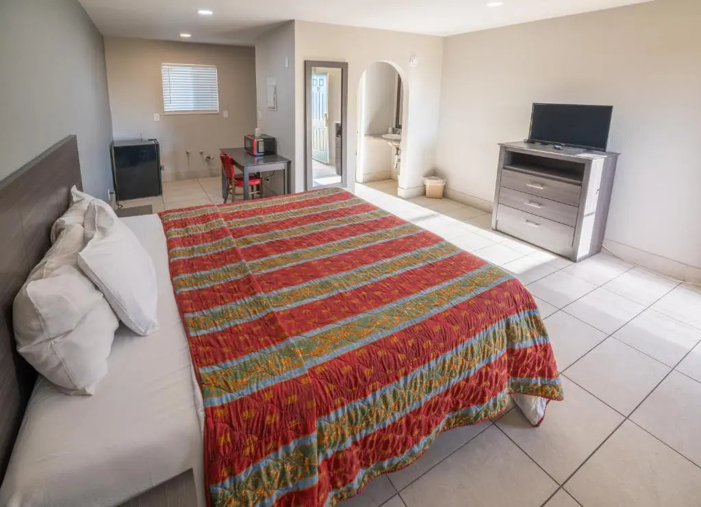 Motel 7 By OYO Near Phoenix Airport