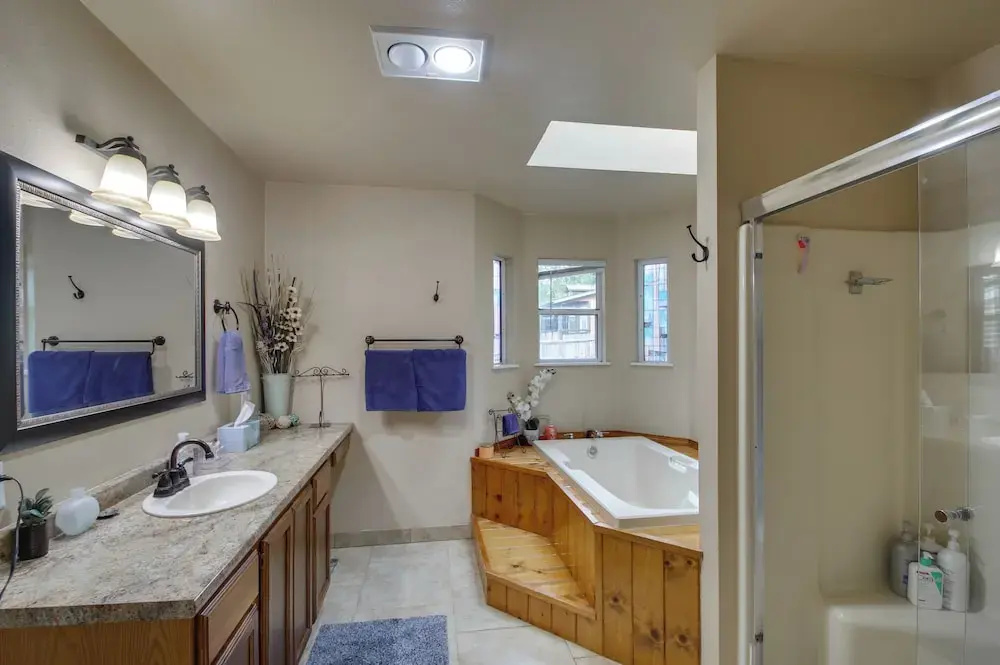 Coastal Retreat Near Redwoods & 2 Miles to Beach!