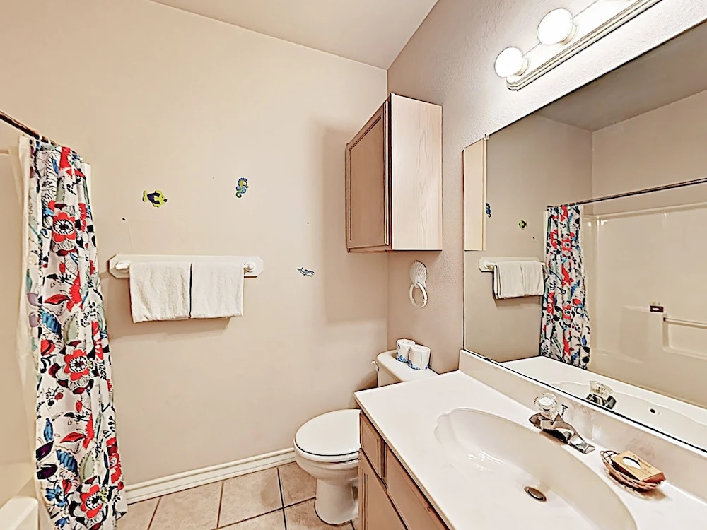 15102 Leeward Dr Townhouse Unit 703
