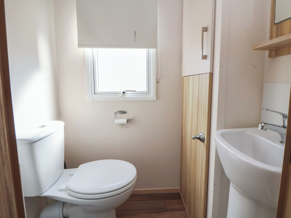 Away Resorts- Golden Sands Holiday Park, E