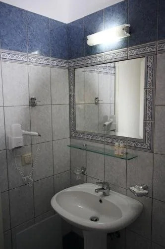 Konstantinos Hotel & Apartments I